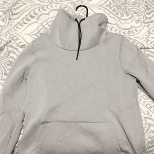 Women’s Champion sweatshirt